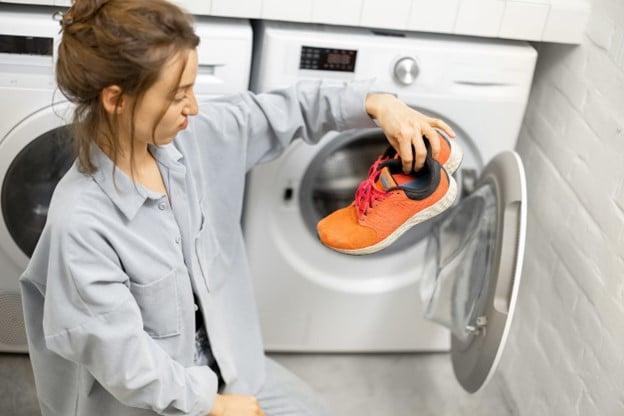 How to wash shoes in washing machine